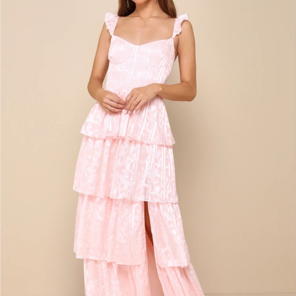 Tiered Pink Maxi Dress with Sweetheart Neckline